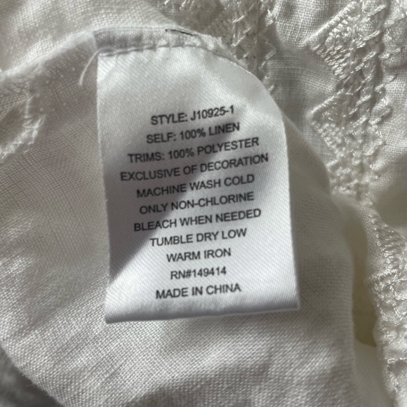 Johnny Was Split Neck Linen Blouse - Picture 8 of 9